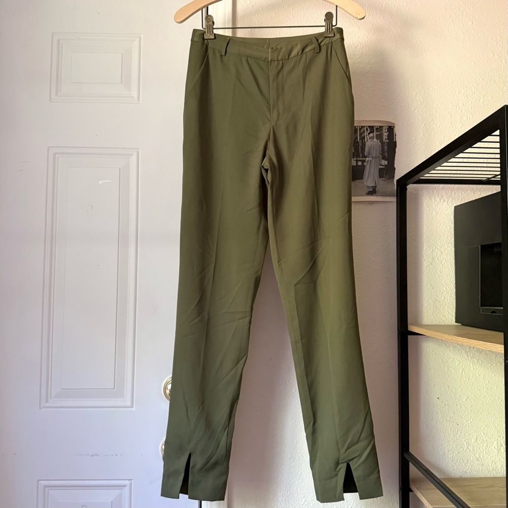 SUNDARBAY‎ olive green straight slim leg cropped trousers
